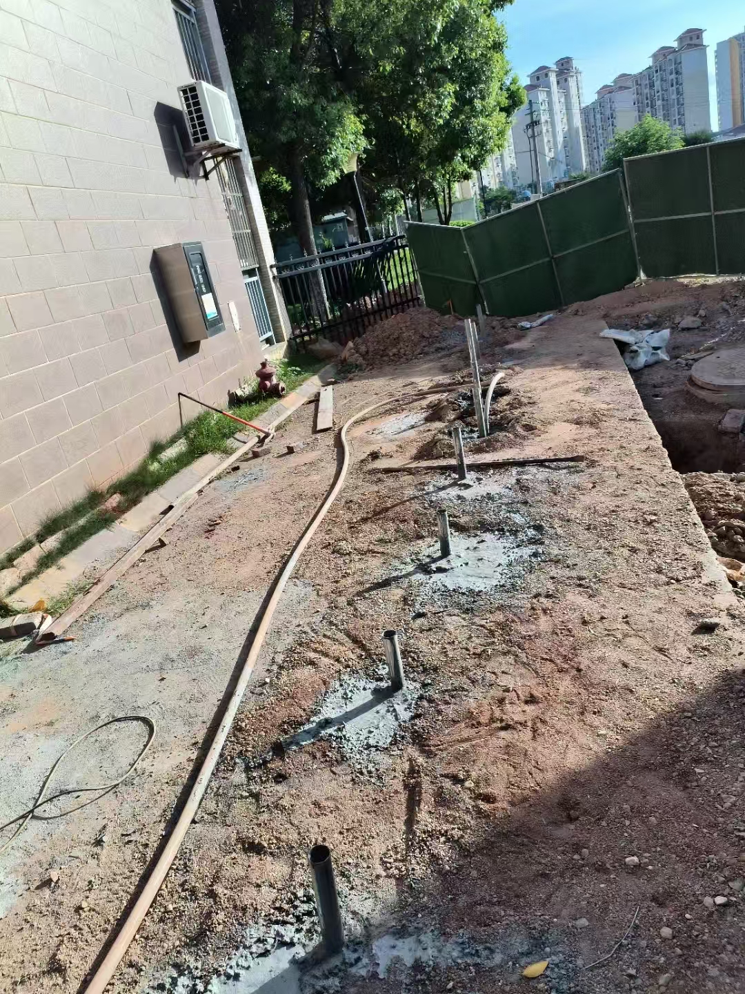 白茅湖农场自建房地基下沉加固